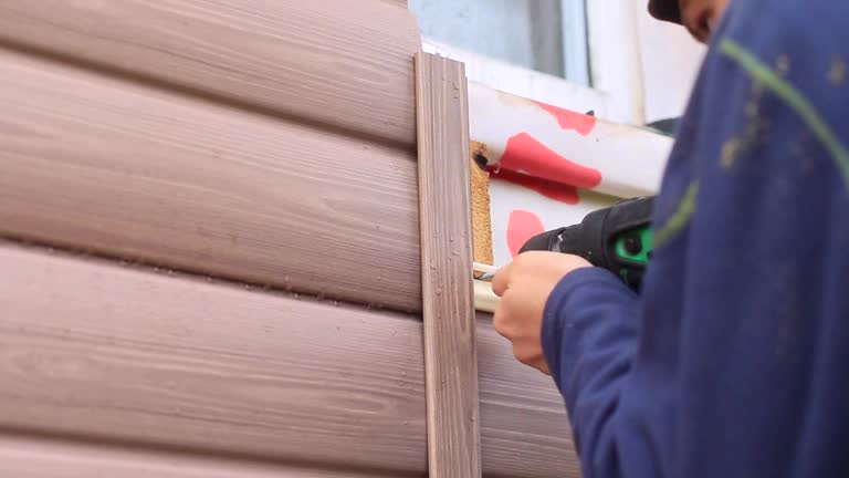 Best Wood Siding Installation  in Blountsville, AL